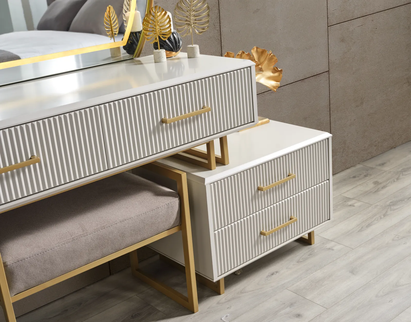 GOLD LİNE YATAK ODASI TAKIMI